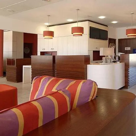 Kyriad Prestige Toulon - L S S M - Centre Port ホテル 3*