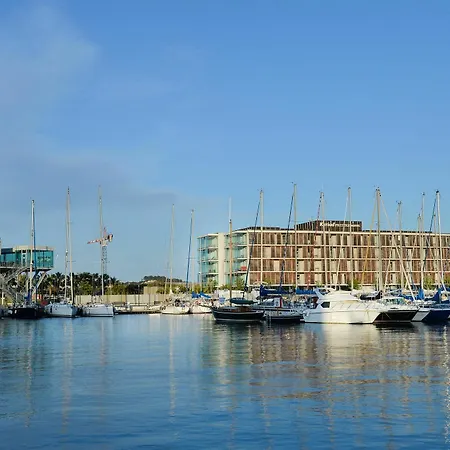 Kyriad Prestige Toulon - L S S M - Centre Port ホテル